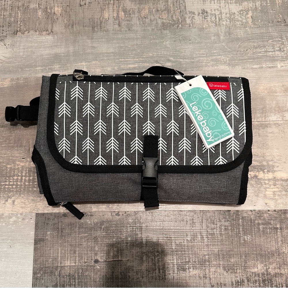 NEW Leke baby changing portable travel pad Lekebaby Portable Changing Mat.